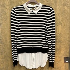 Lightweight sweater with removable collar